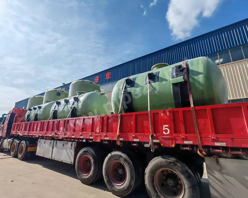 Horizontal FRP Vessel